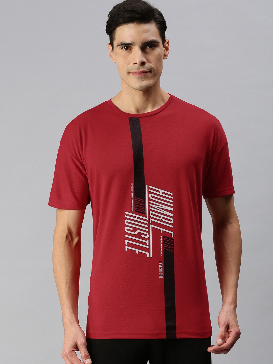 

abof Men Maroon & Black Typography Printed Casual T-shirt