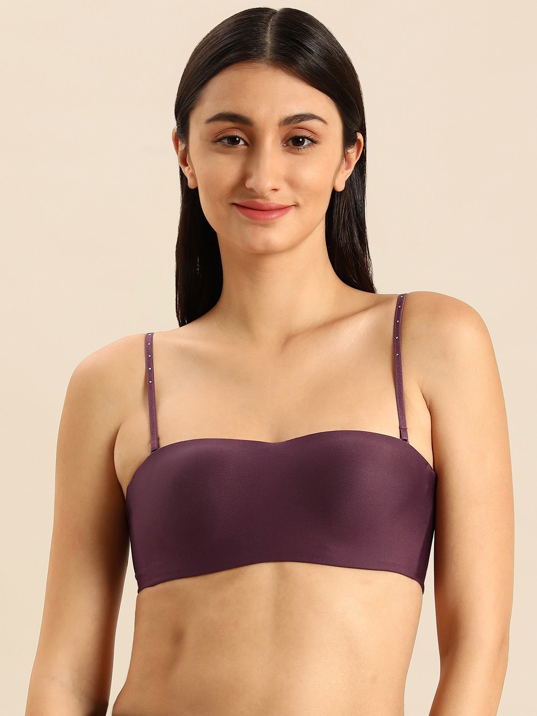

Wacoal Burgundy Basic Mold Solid Bra Underwired Lightly Padded