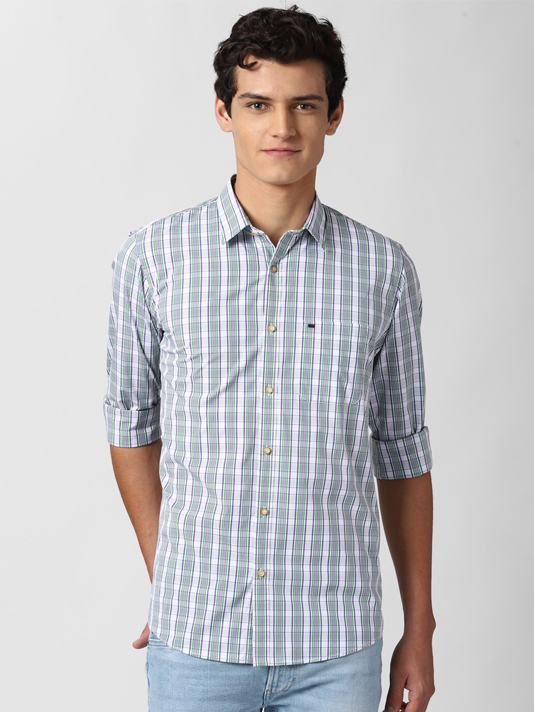 

Peter England Casuals Men Grey Slim Fit Opaque Checked Casual Shirt