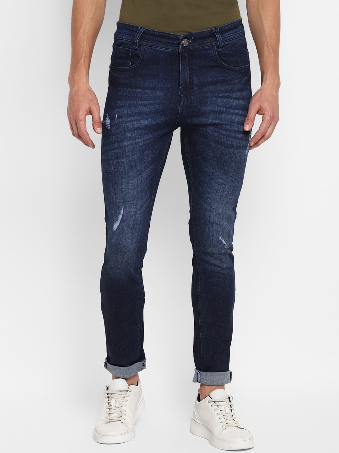 

Routeen Men Blue Slim Fit Low Distress Light Fade Stretchable Jeans