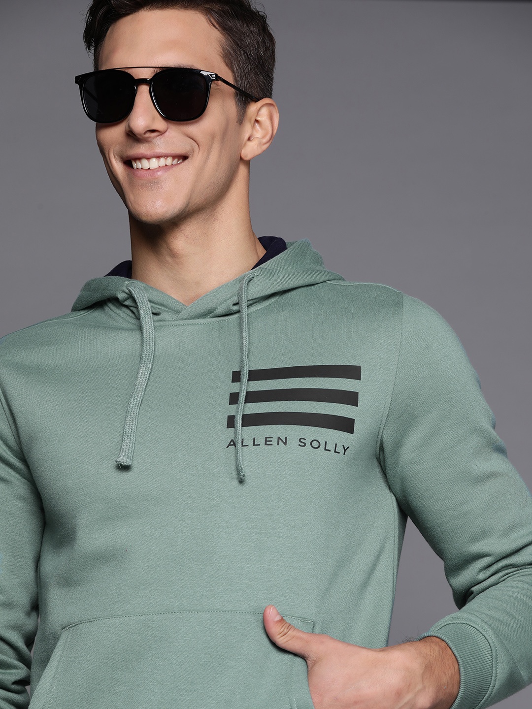 

Allen Solly Men Green Hooded Sweatshirt