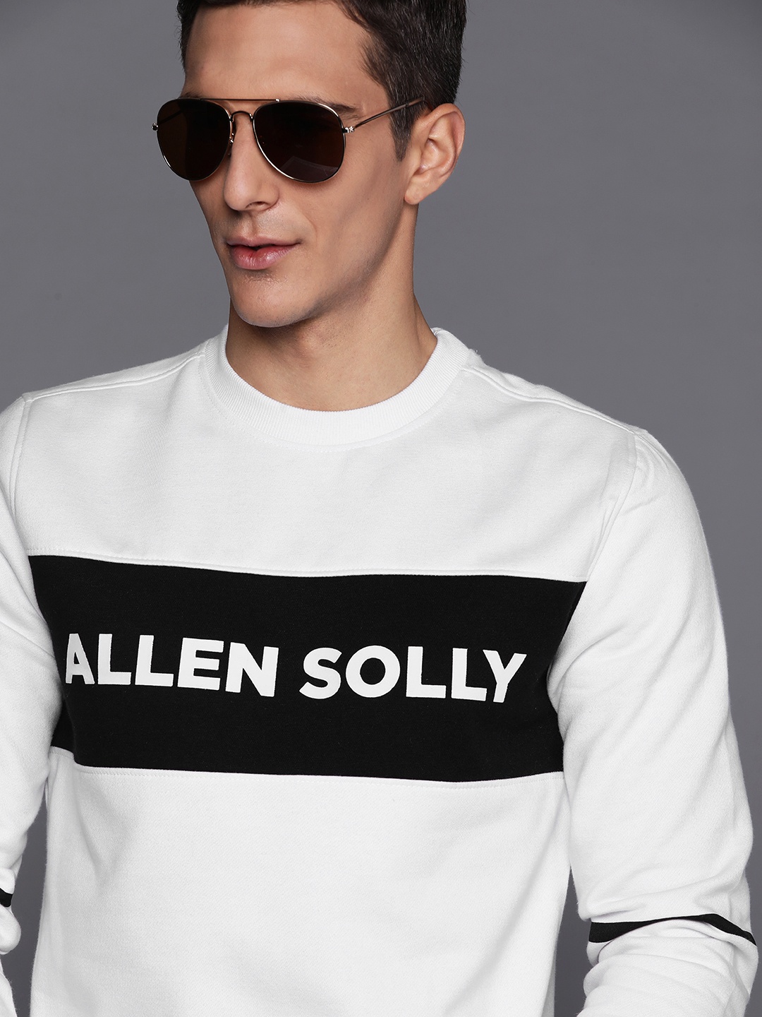 

Allen Solly Men White & Black Brand Logo Print Sweatshirt