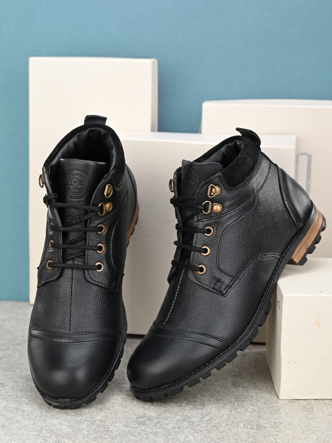 

The Roadster Lifestyle Co Men Black Leather Flat Boots