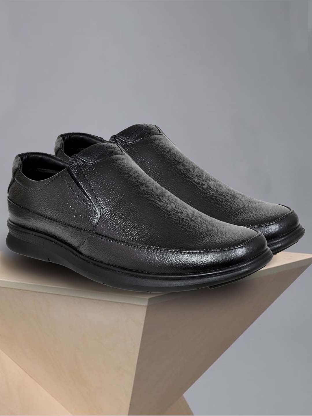 

Allen Cooper Men Black Leather Derbys