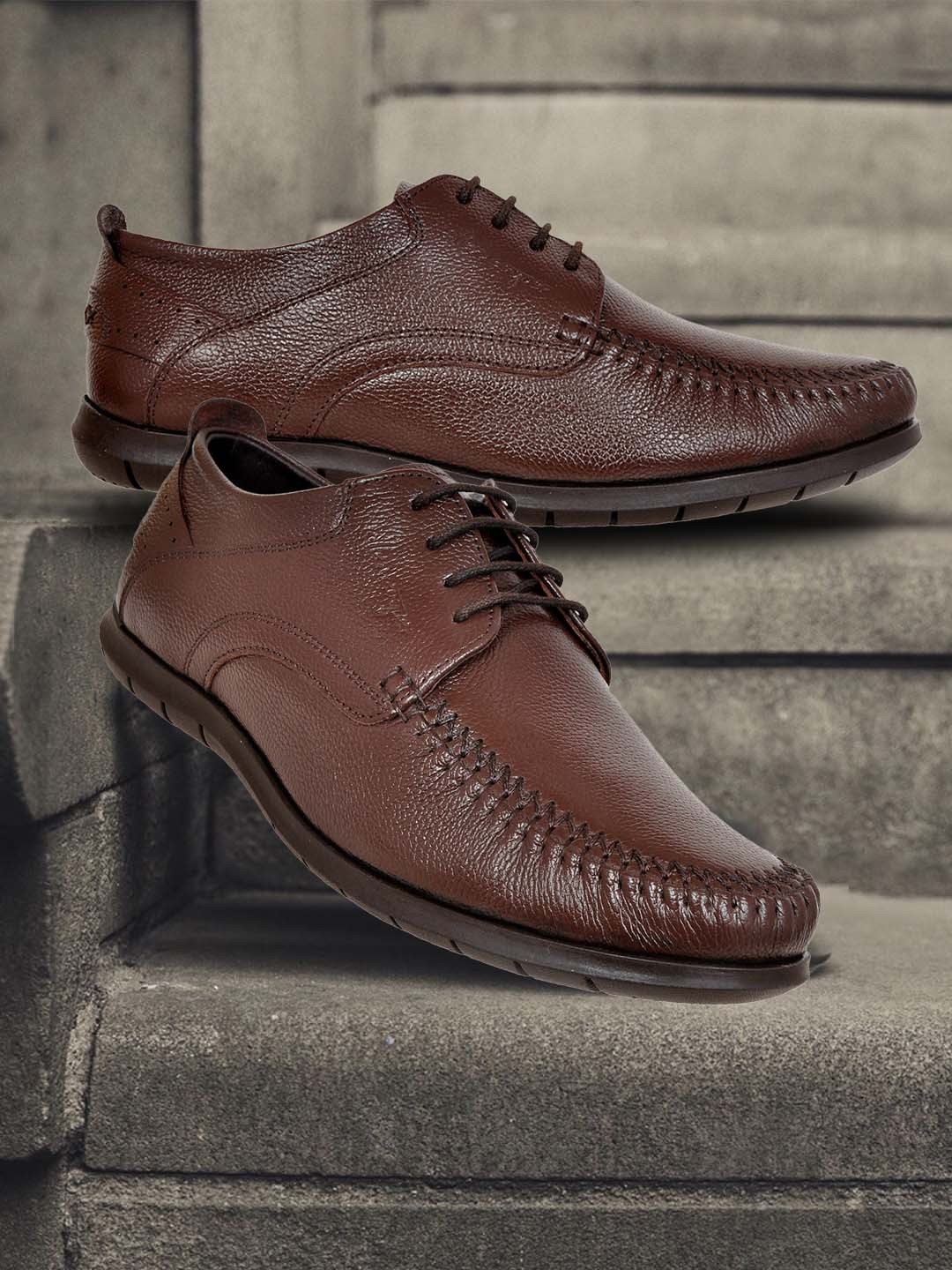 

Allen Cooper Men Brown Textured Leather Derbys