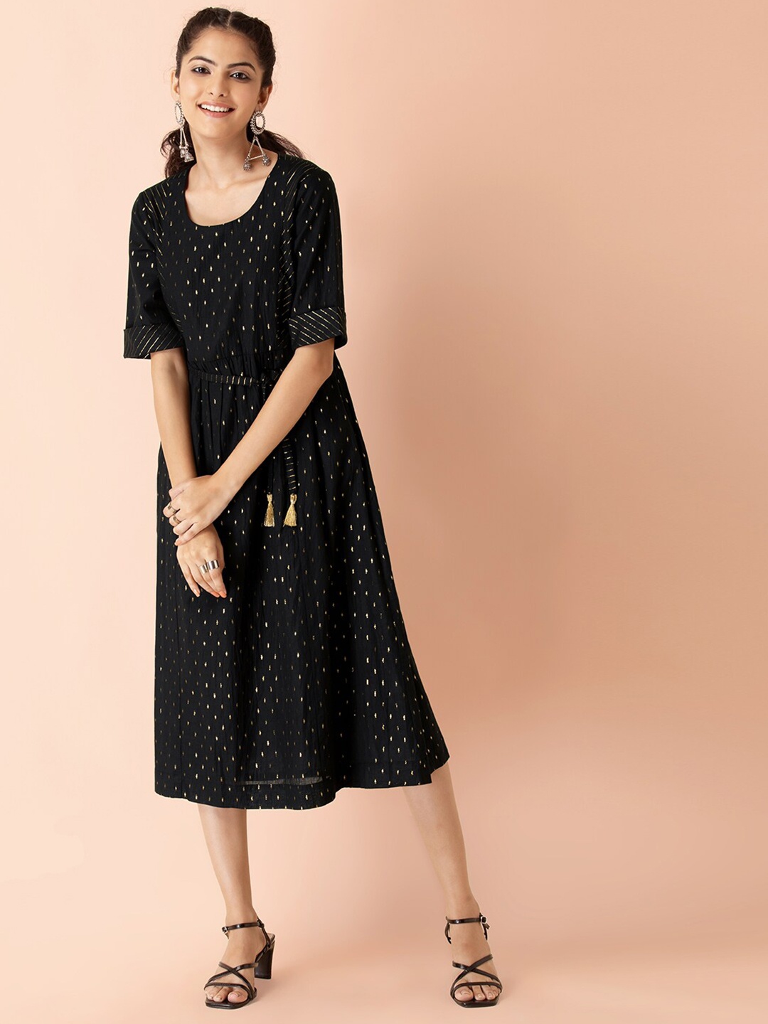 

Earthen BY INDYA Black & Gold-Toned A-Line Midi Dress