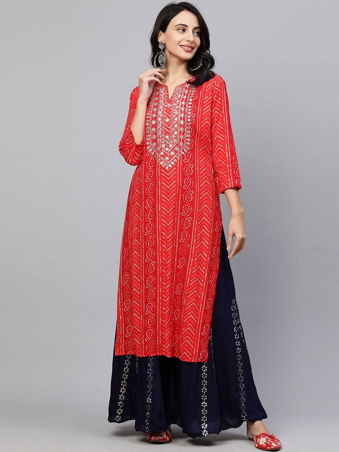 

FASHOR Women Maroon Ethnic Motifs Striped Keyhole Neck Mirror Work Kurta