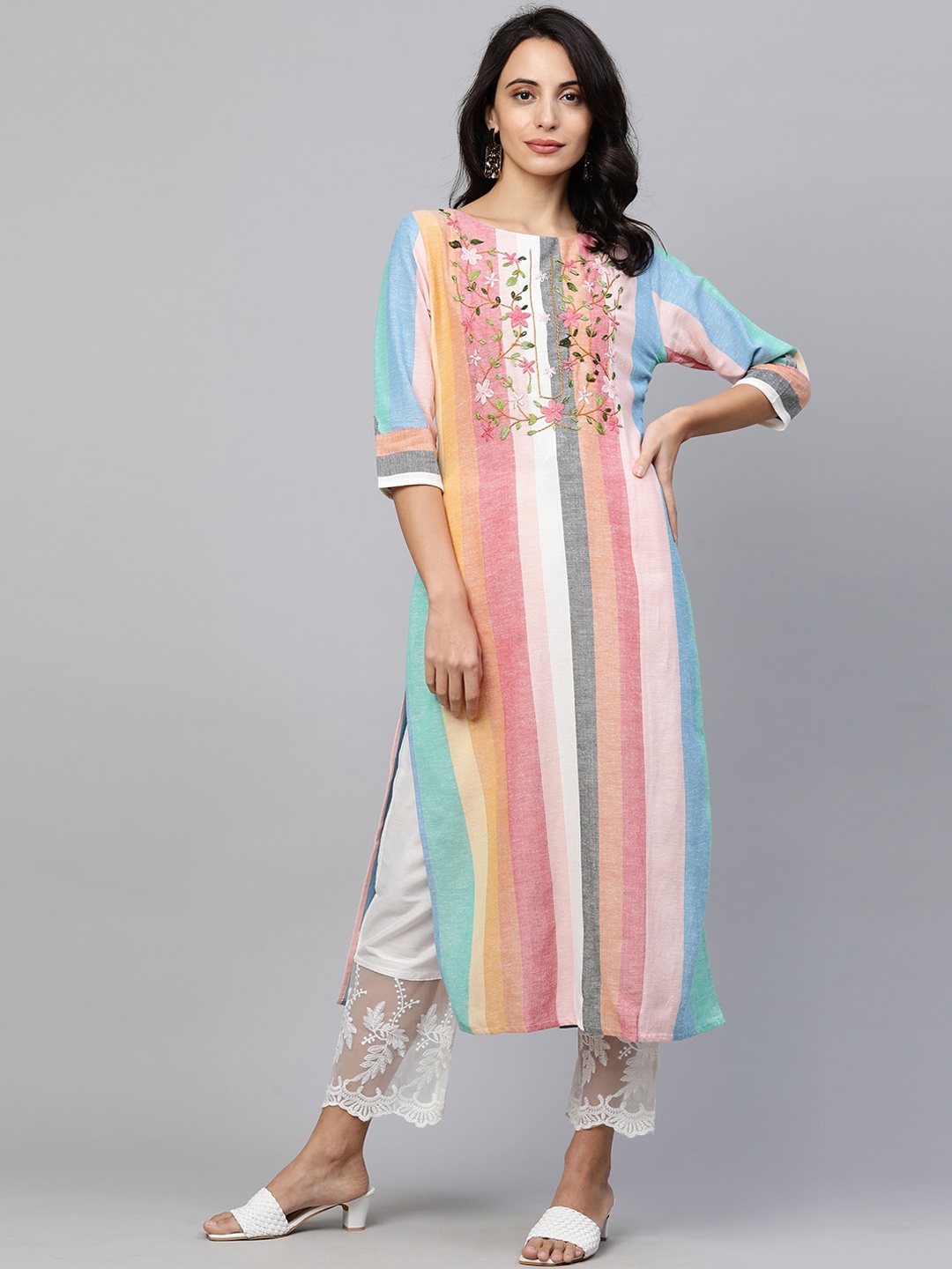 

FASHOR Women Multicoloured Chevron Striped Keyhole Neck Flared Sleeves Kurta, Multi