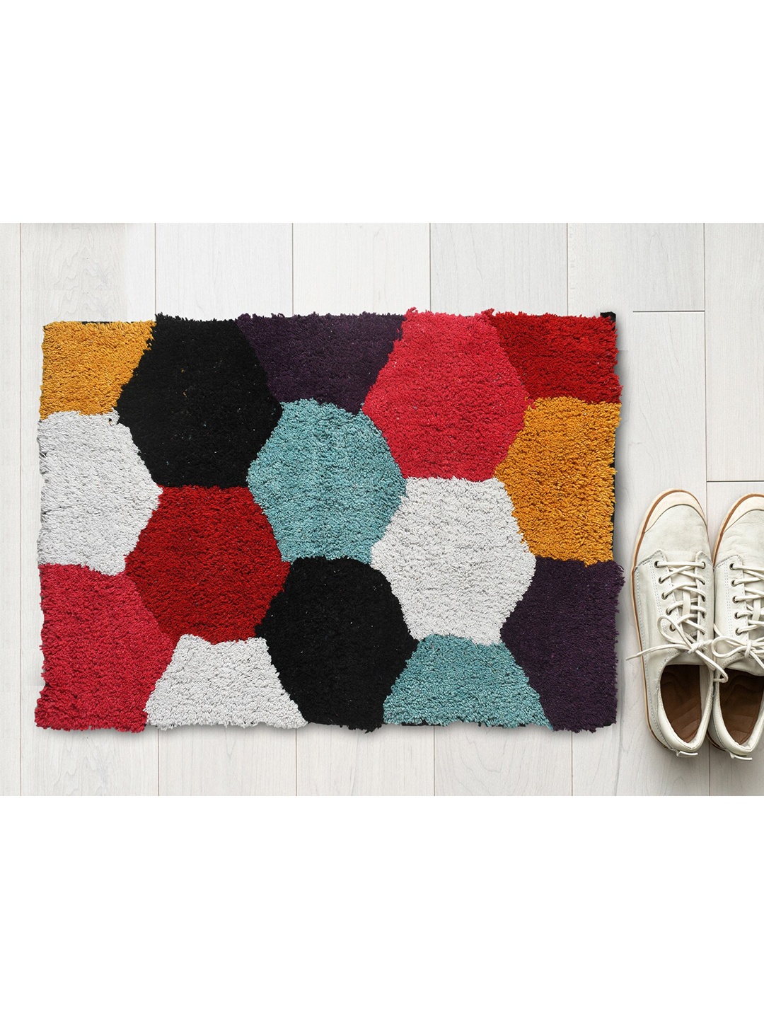 

AAZEEM Red & White Cotton Anti Skid Rectangle Doormats