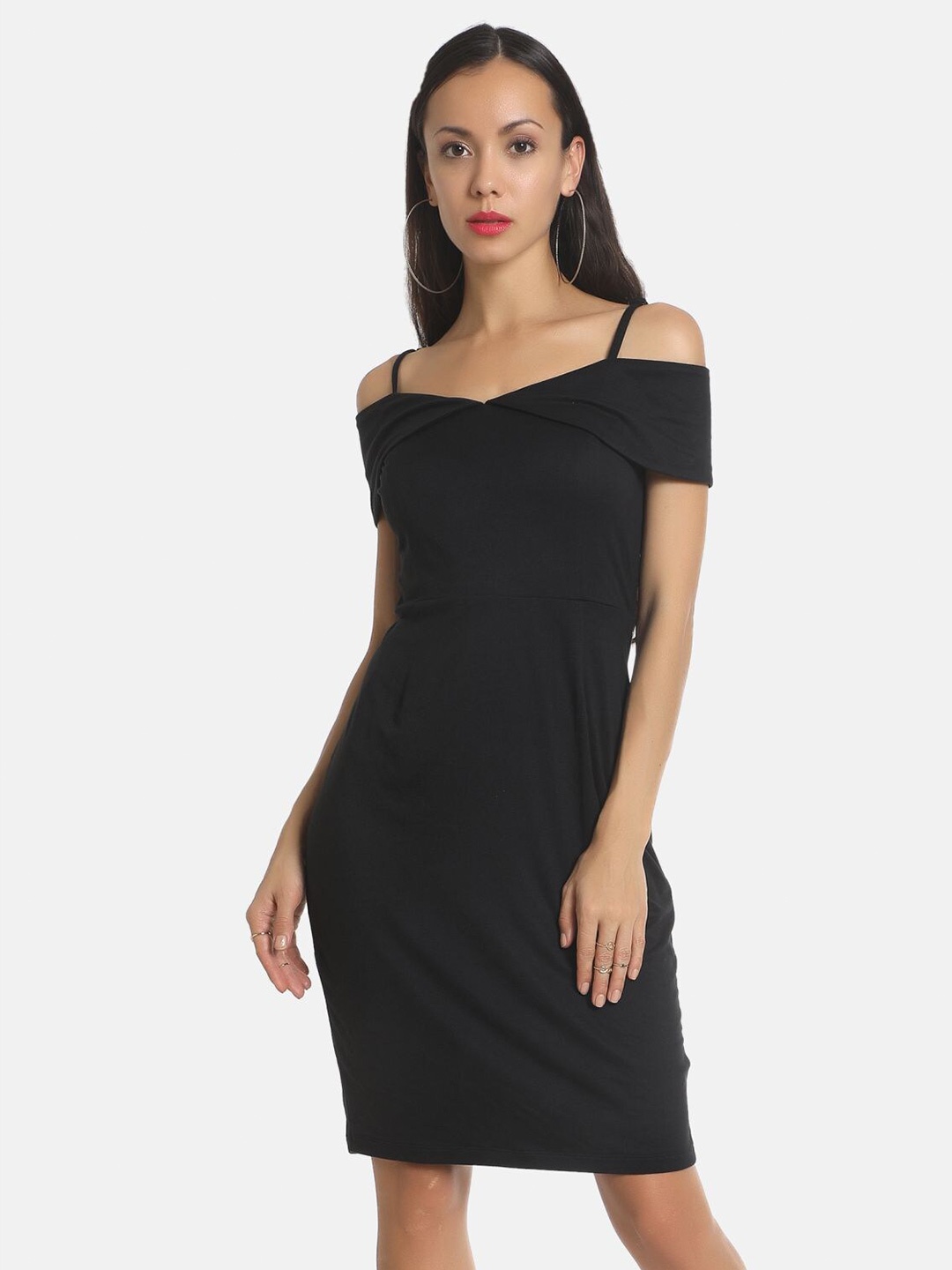 

AARA Black Solid Sheath Dress