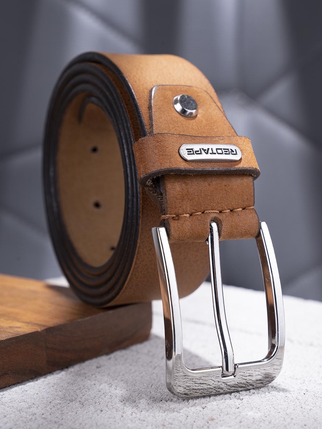 

Red Tape Men Tan Leather Belt