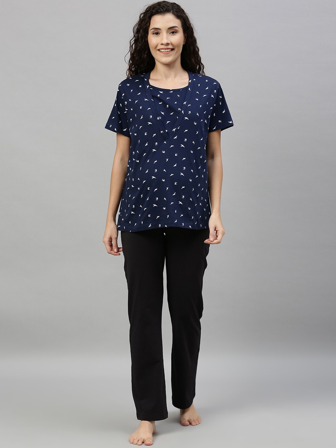 Nejo Women Navy Blue & White Printed Maternity Cotton Night suit
