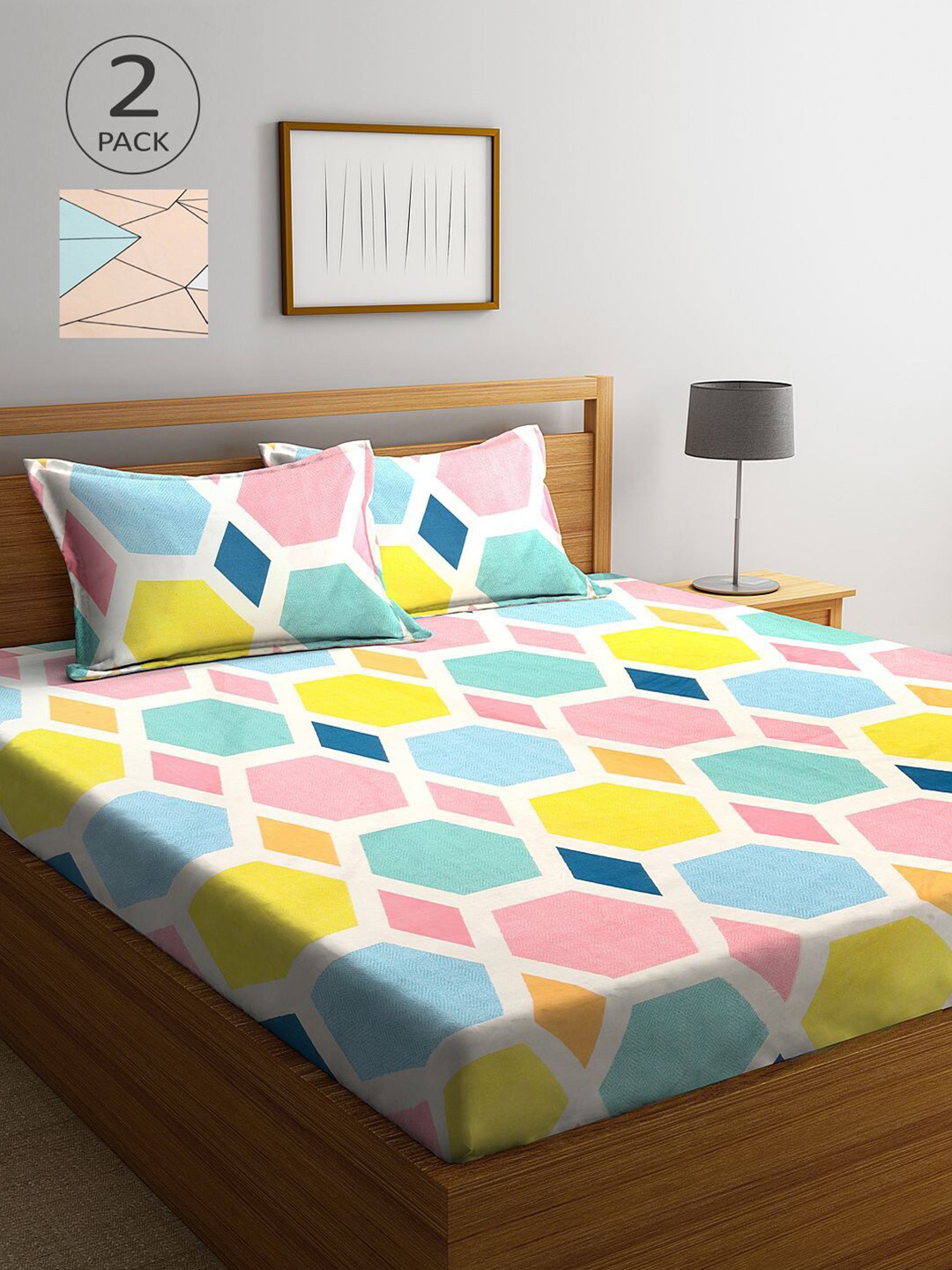

KLOTTHE Pink & Blue Geometric 210 TC 2 King Bedsheet with 4 Pillow Covers