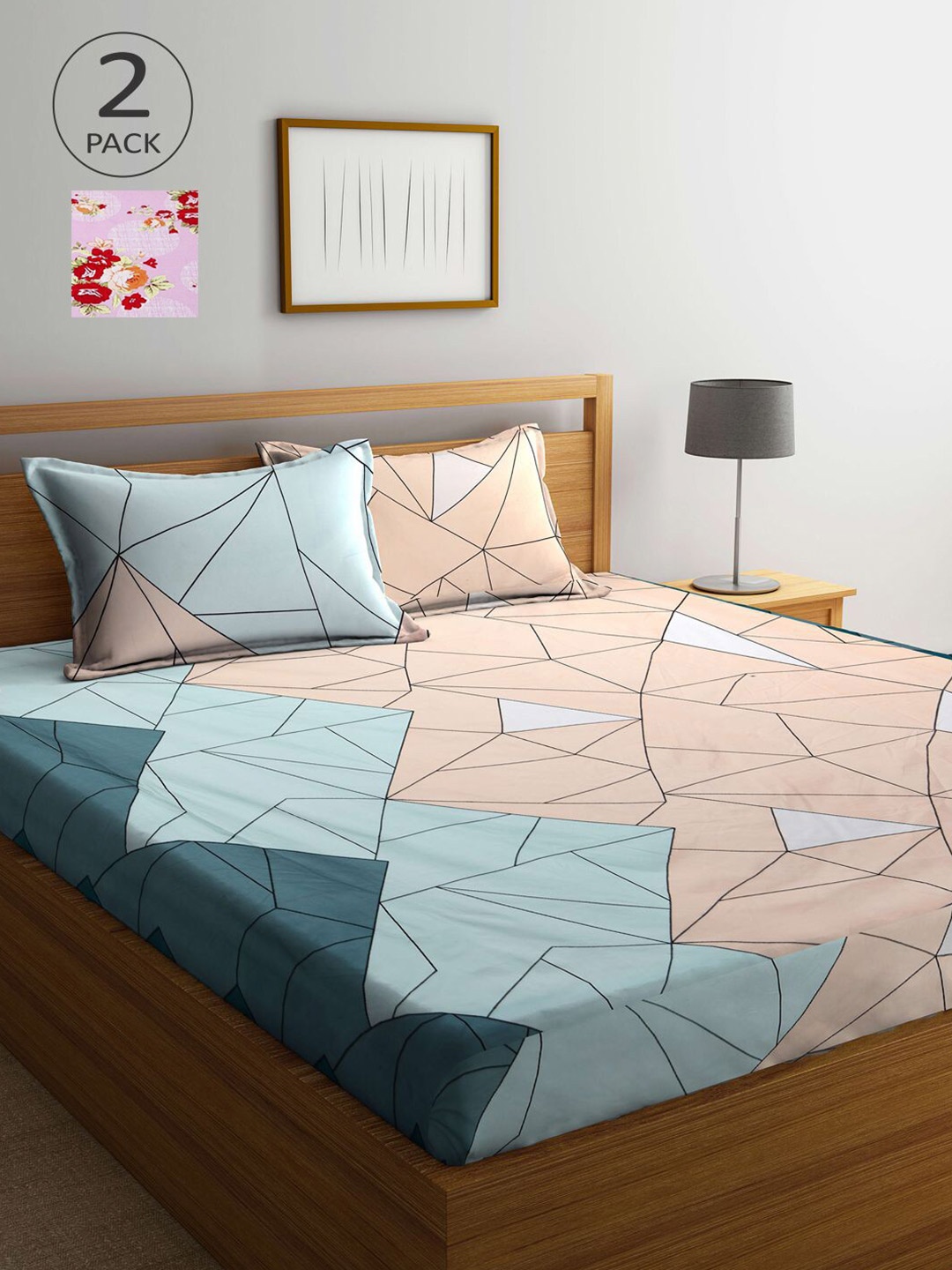 

KLOTTHE Pink & Red Geometric Printed 210 TC 2 King Bedsheet with 4 Pillow Covers