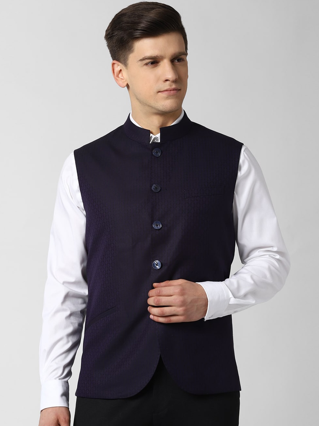 

Peter England Elite Men Navy Blue Solid Woven Nehru Jacket