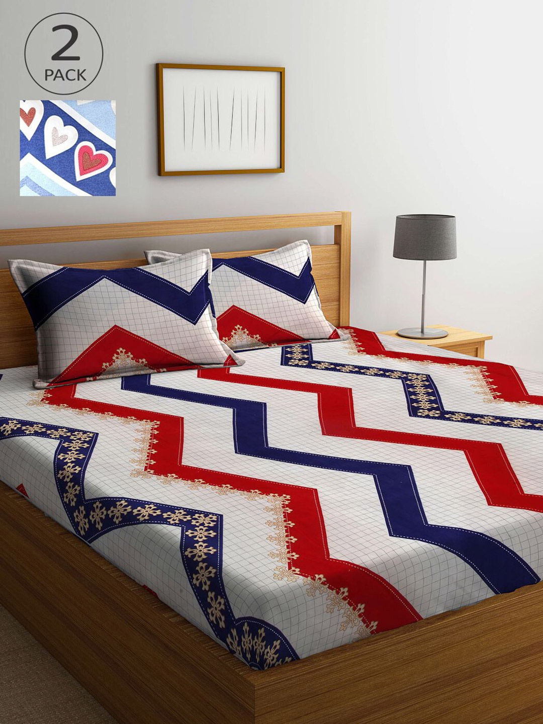 

KLOTTHE White & Red Geometric 210 TC 2 King Bedsheet with 4 Pillow Covers