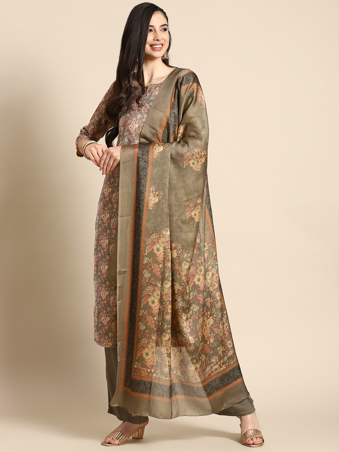 

Prakrti Women Camel Brown Floral Printed Regular Velvet Kurta with Trousers & With Dupatta