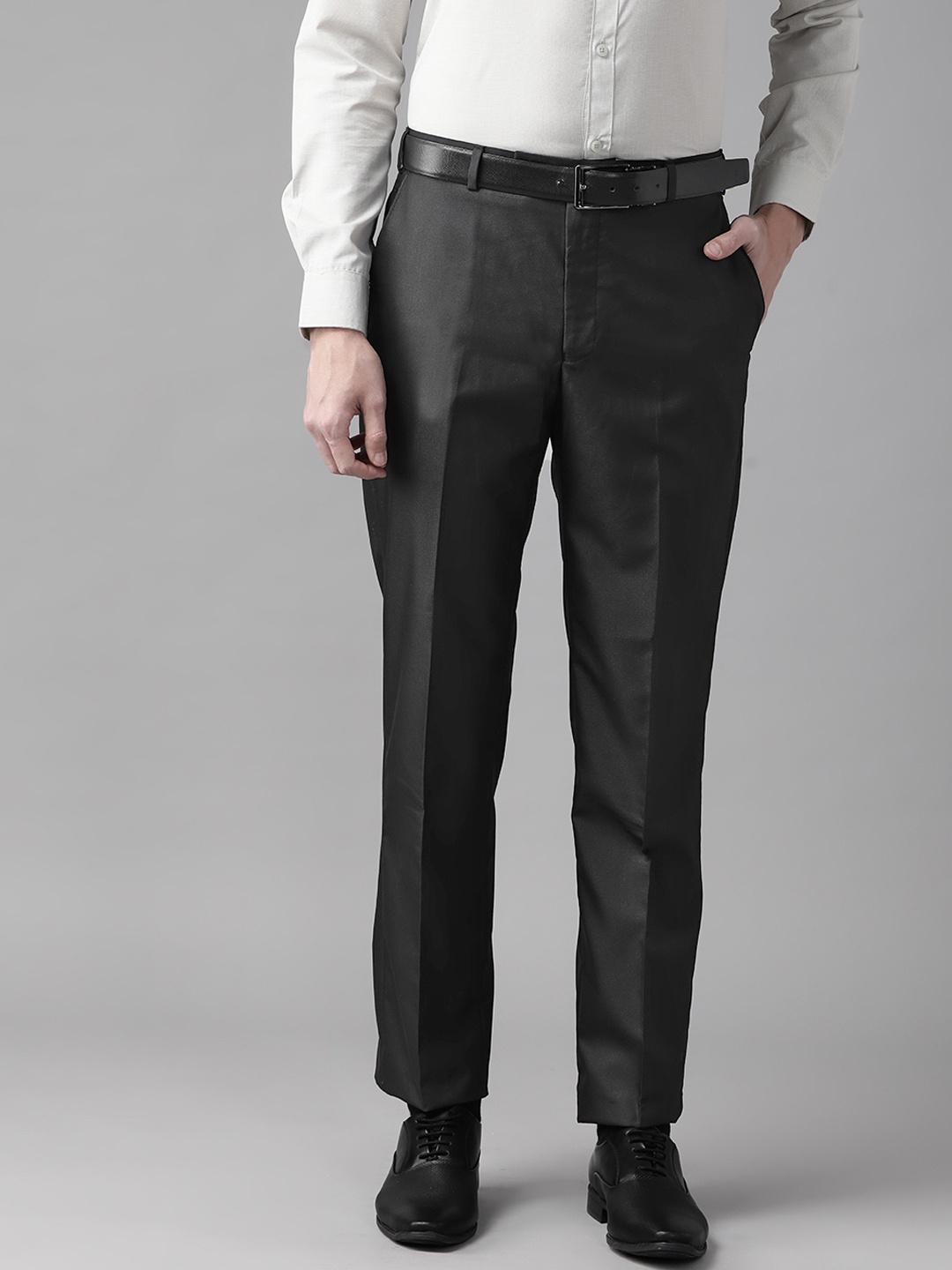

Park Avenue Men Black Smart Fit Solid Formal Trousers