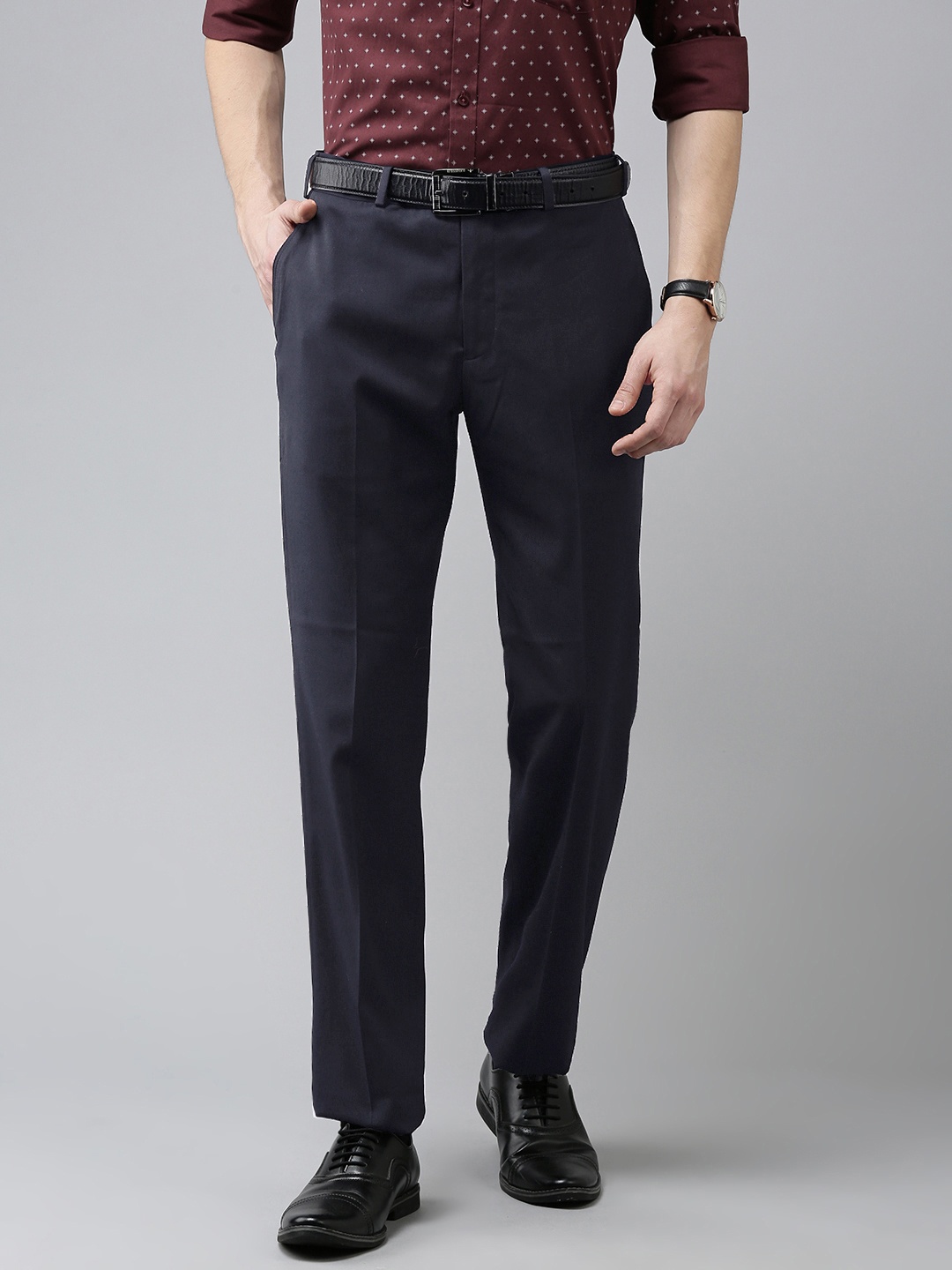 

Park Avenue Men Navy Blue Smart Fit Solid Mid Rise Formal Trousers