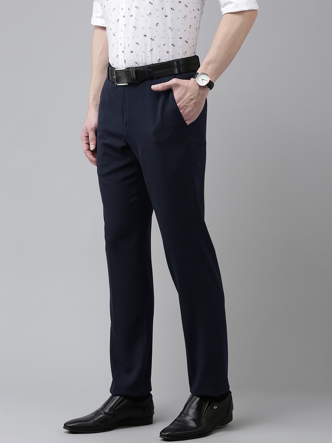 

Park Avenue Men Navy Blue Solid Regular Fit Mid-Rise Plain Woven Formal Trousers