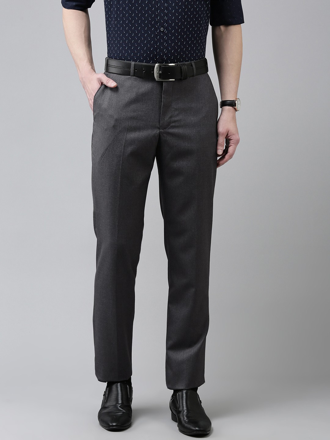 

Park Avenue Men Charcoal Grey Solid Regular Fit Mid-Rise Plain Woven Formal Trousers