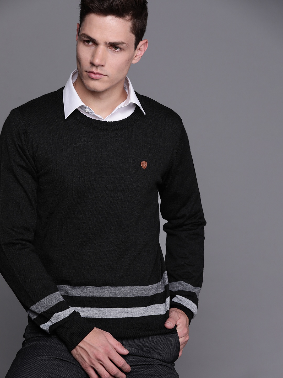 

Raymond Men Black Striped Pullover