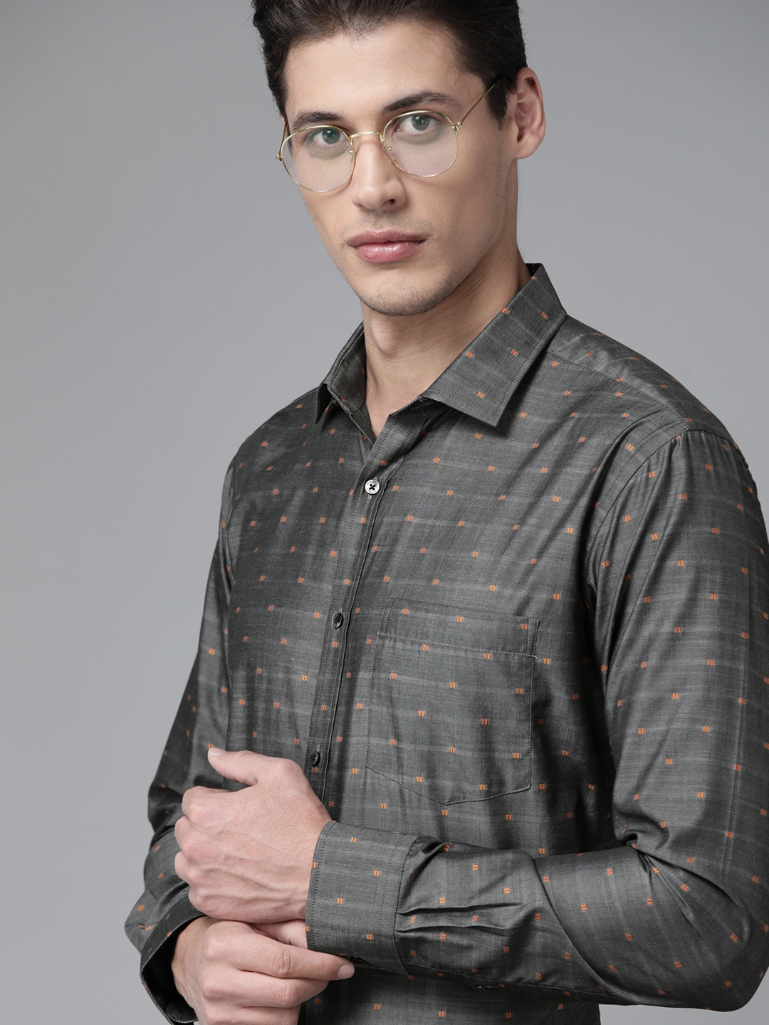 

Park Avenue Men Charcoal Grey Slim Fit Embroidered Formal Shirt