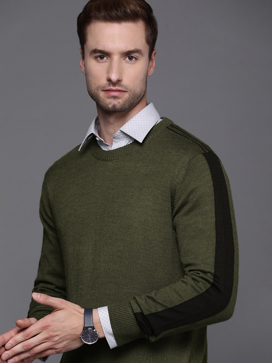 

Raymond Men Olive Green Side Striped Pullover Sweater