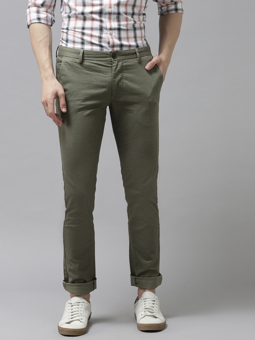 

Arrow Men Green Textured Slim Fit Pure Cotton Trousers