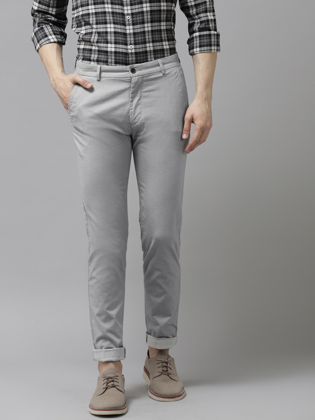 

Arrow Men Grey Low-Rise Jackson Fit Chinos Trousers