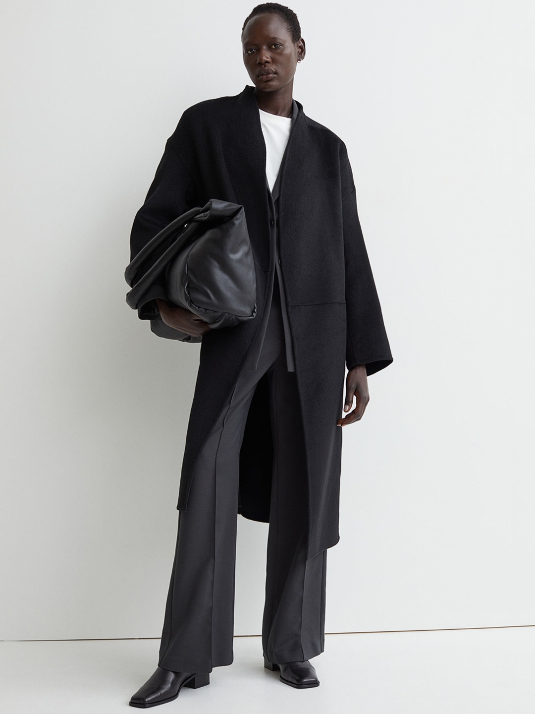 

H&M Woman Black Wool-blend coat