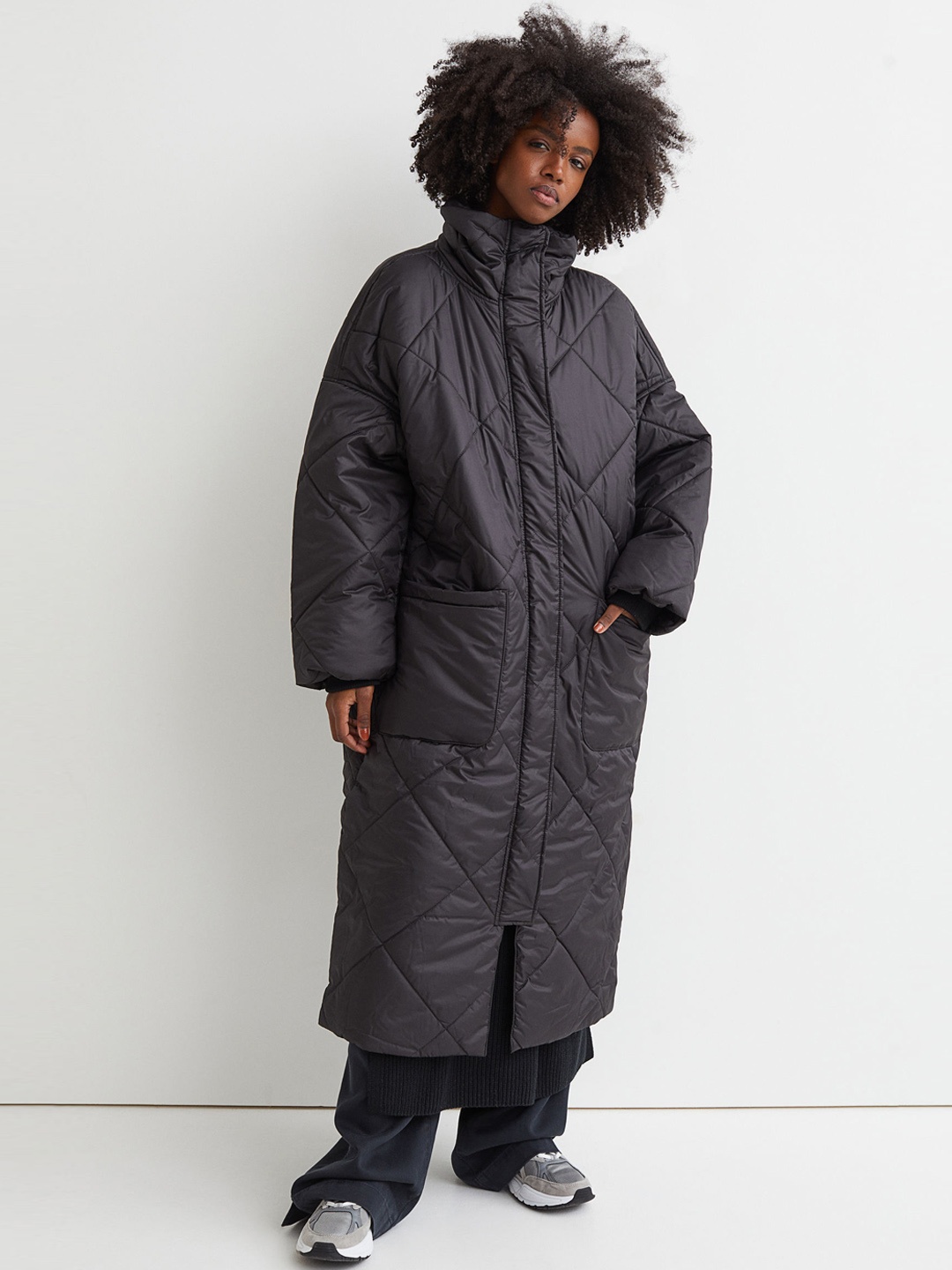 

H&M Women Black Quilted Coat