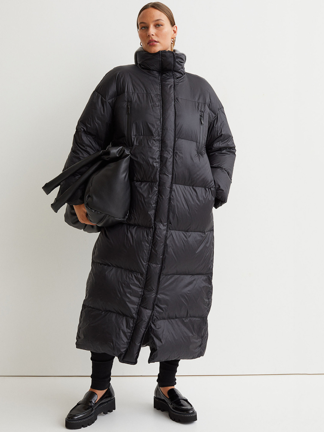 

H&M Women Black Solid Down Coat