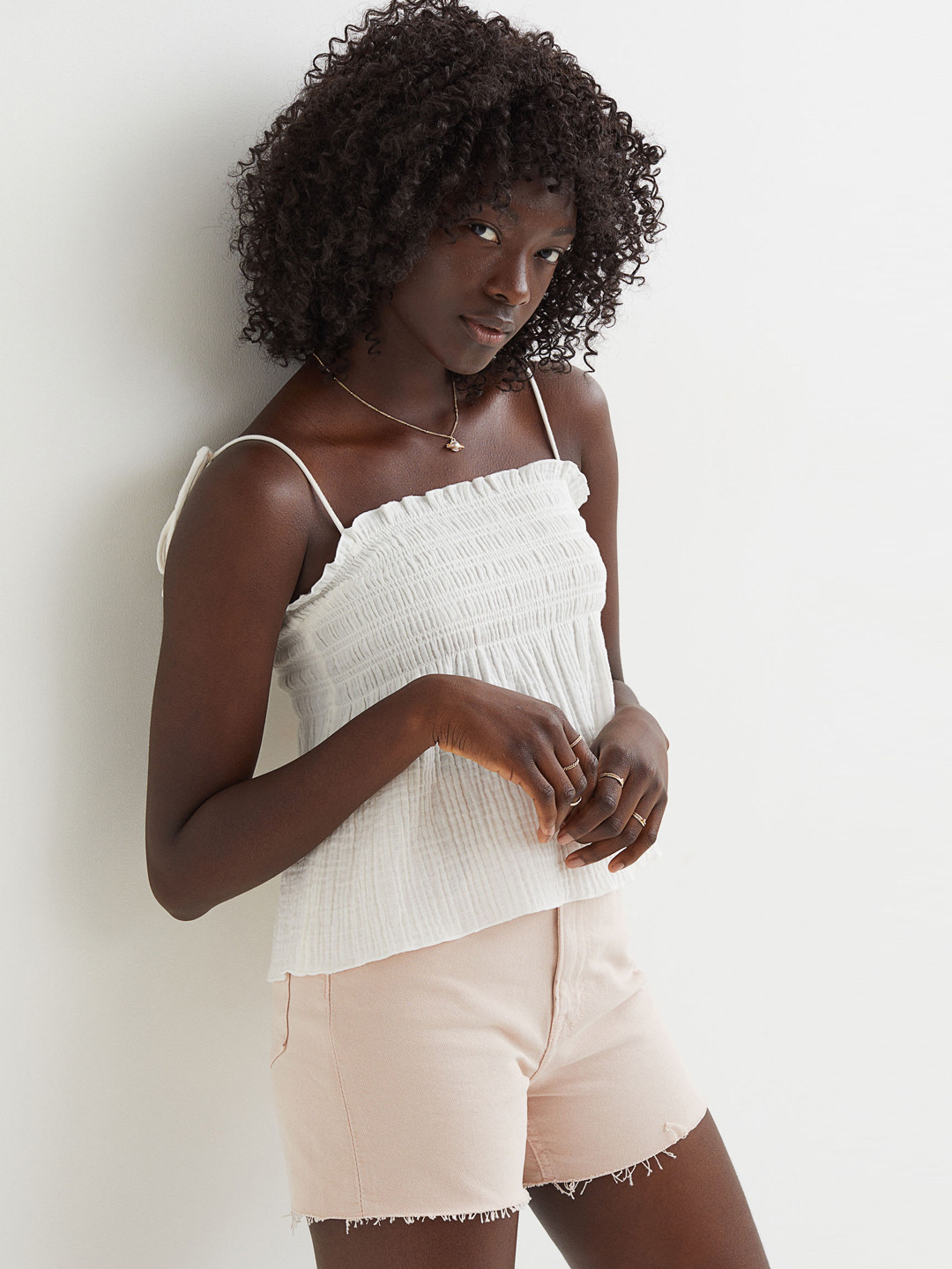 

H&M Women Pink Solid Denim Shorts