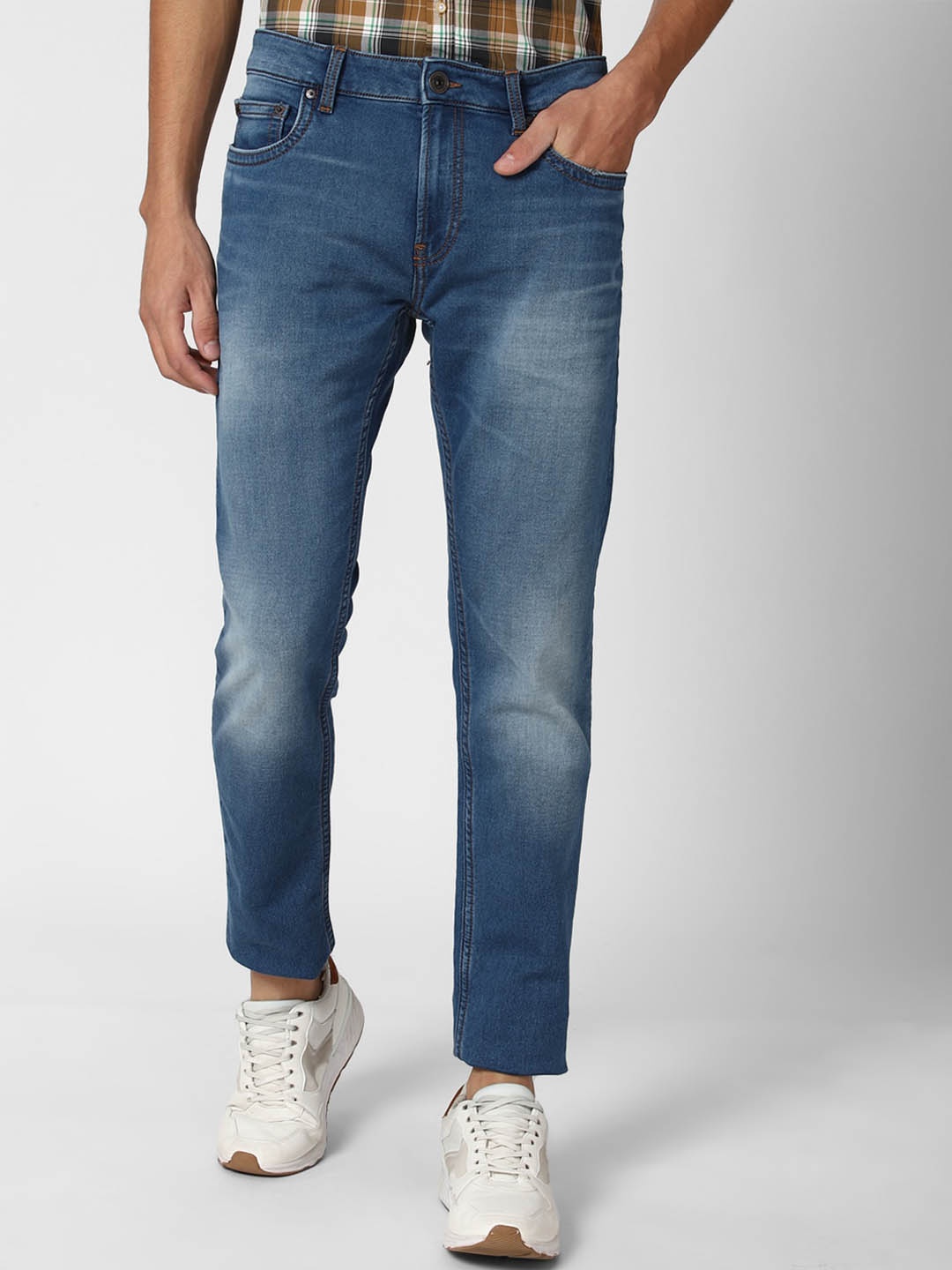 

Peter England Casuals Men Blue Slim Fit Heavy Fade Stretchable Jeans