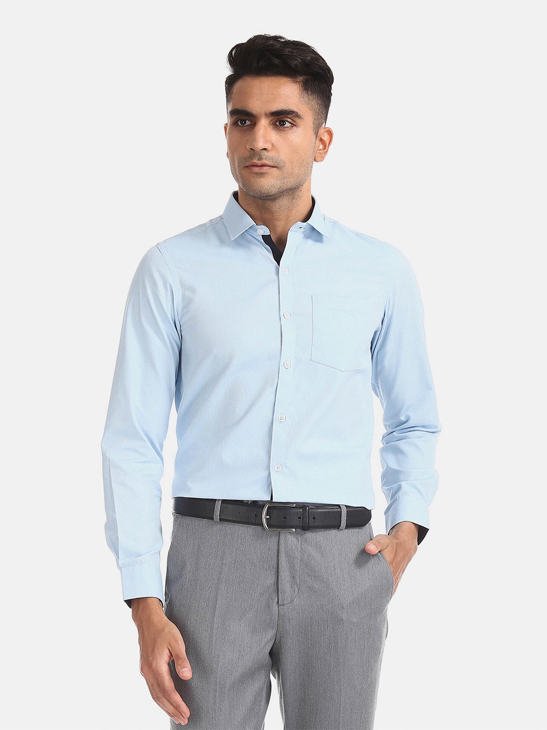 

Excalibur Men Blue Slim Fit Opaque Formal Shirt