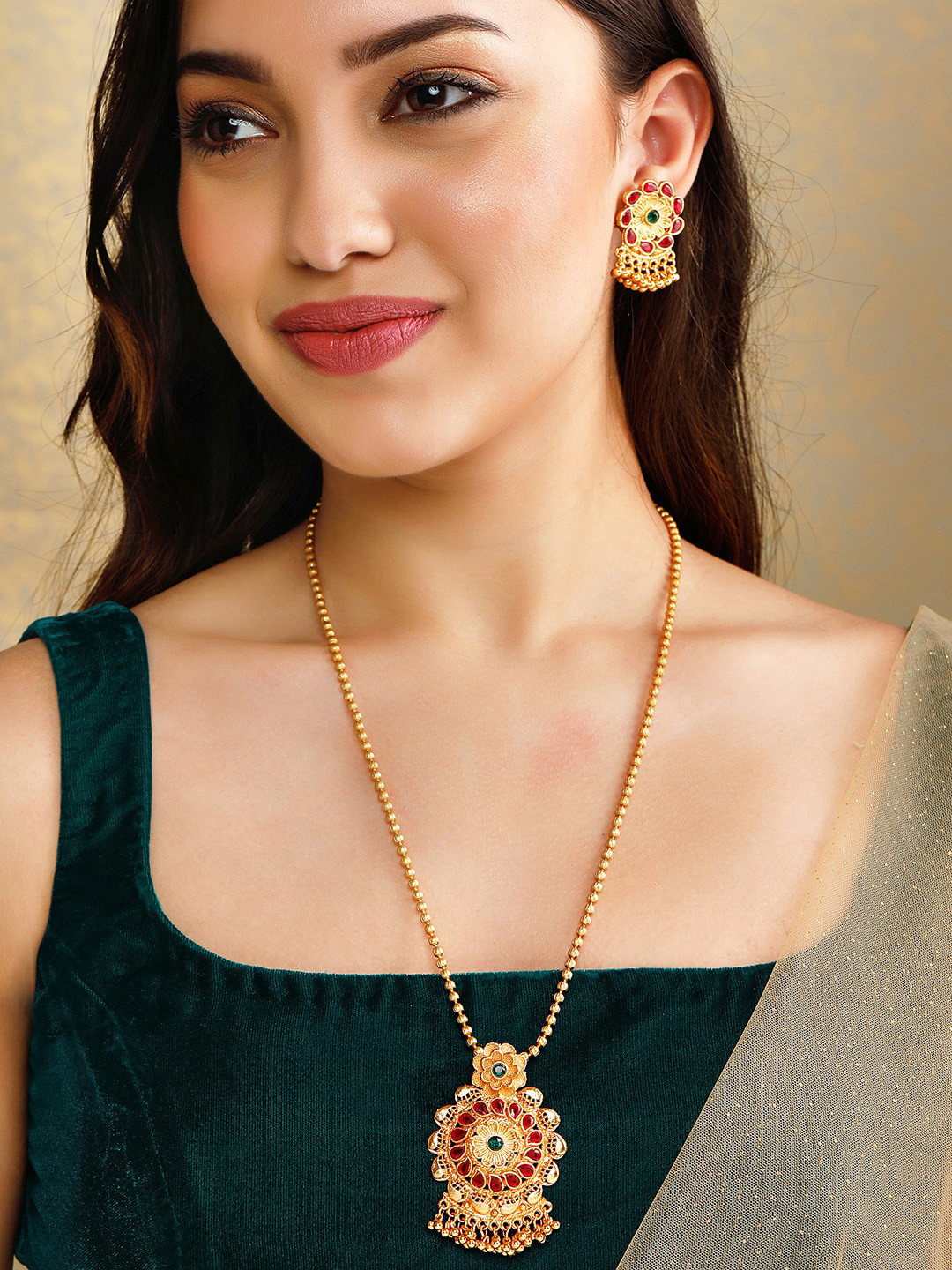 

Rubans Gold-Plated Red & Green Stone-Studded Jewellery Set