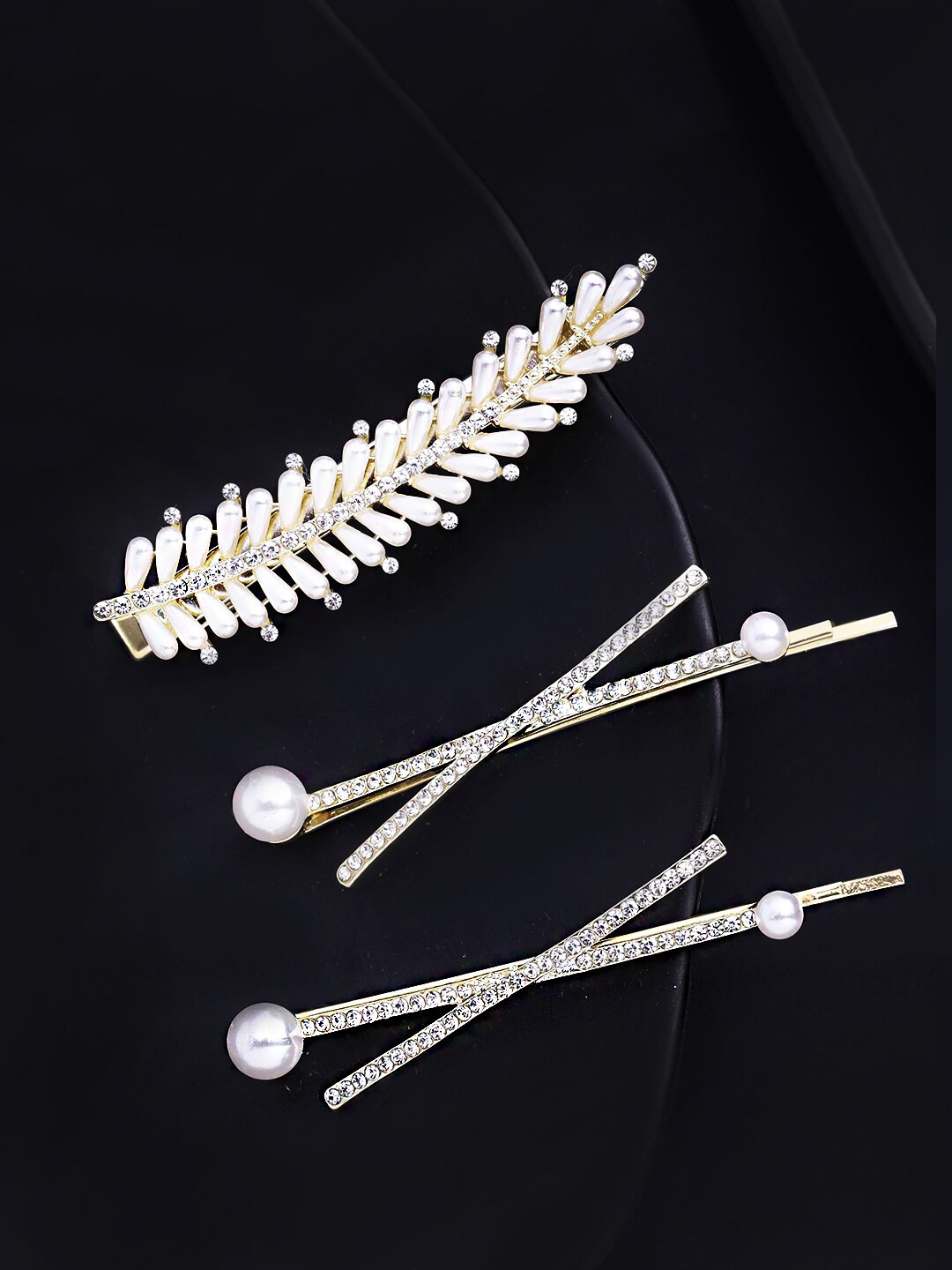 

Yellow Chimes Women Gold-Toned & White Set of 3 Embellished Bobby Pins