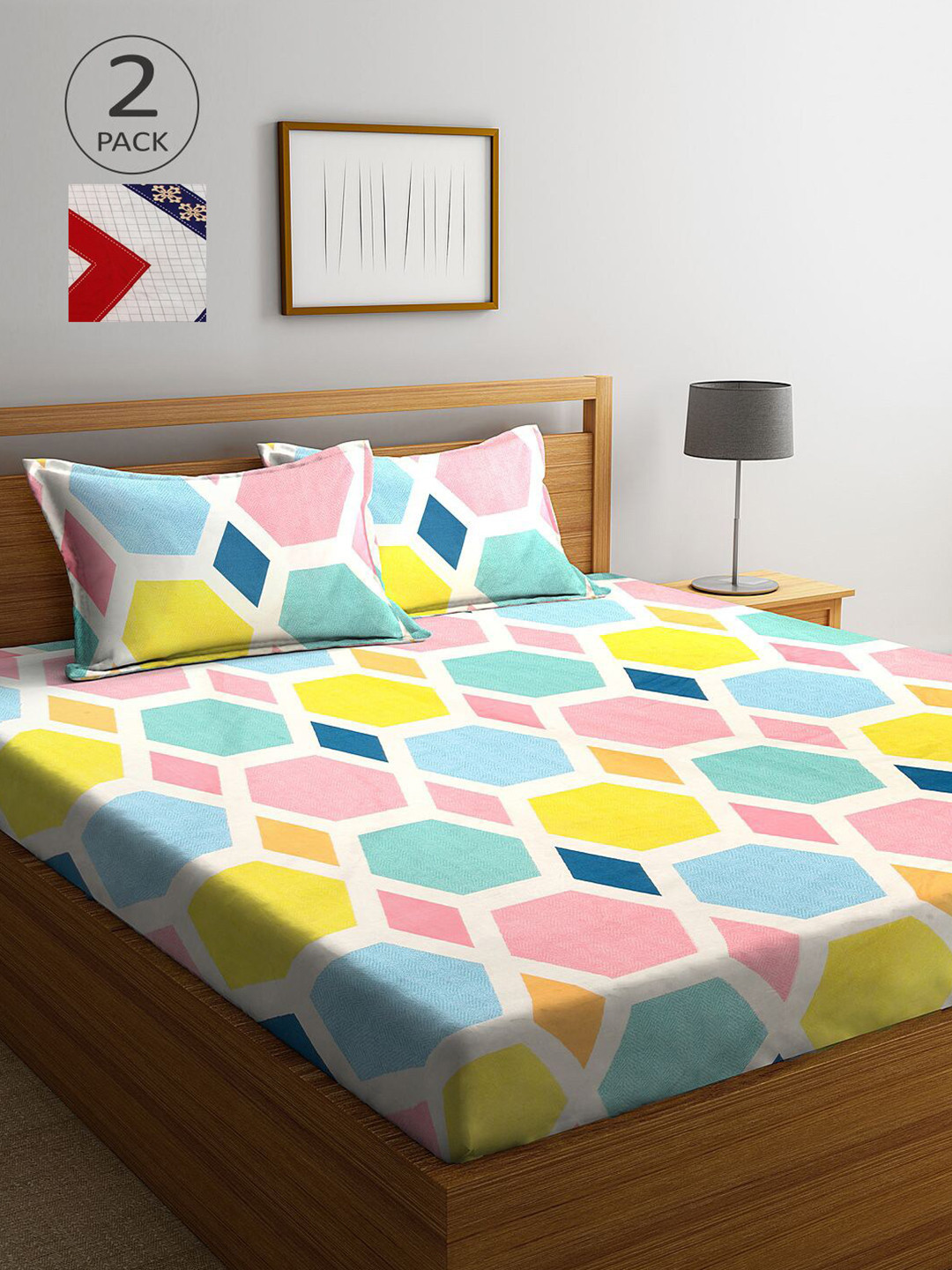 

KLOTTHE Turquoise Blue & White Geometric 210 TC 2 King Bedsheet with 4 Pillow Covers
