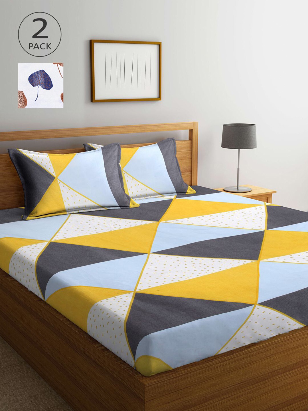 

KLOTTHE Set Of 2 White & Blue Printed 210 TC King Bedsheets With 4 Pillow Covers