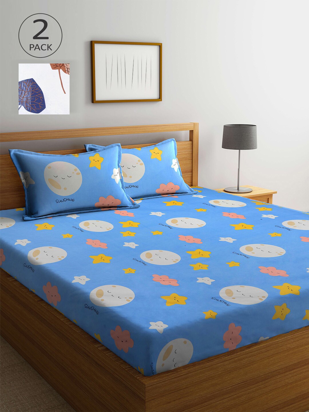 

KLOTTHE Blue & White Graphic 210 TC 2 King Bedsheet with 4 Pillow Covers