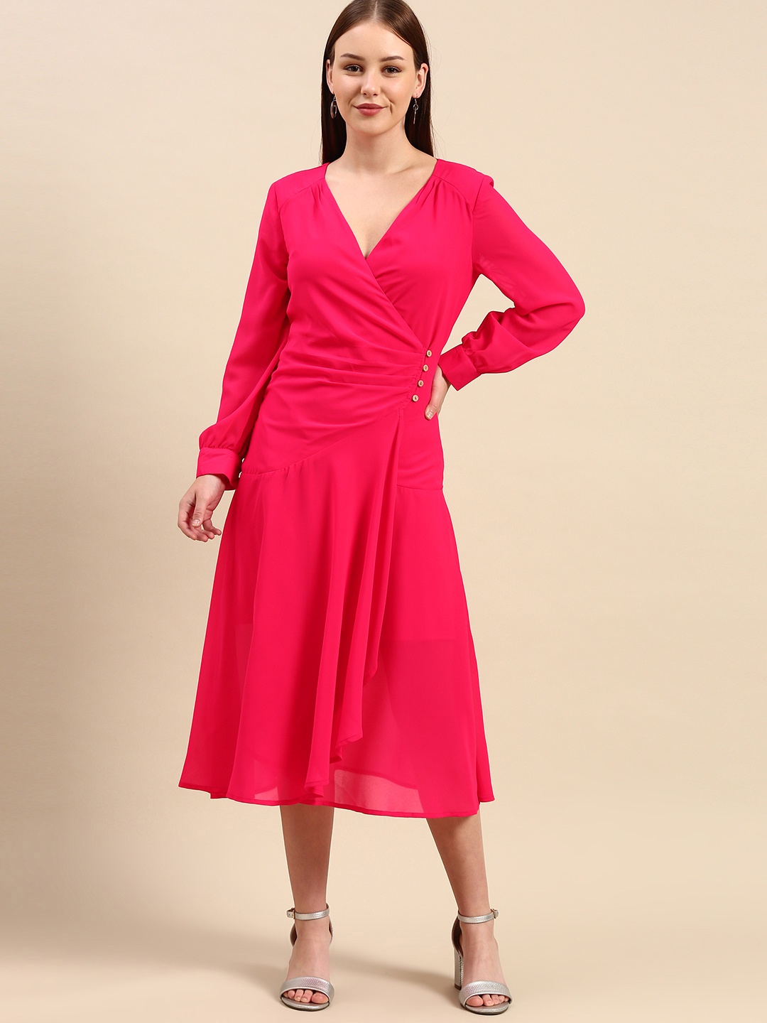 

DODO & MOA Fuchsia Solid Crepe Midi Dress