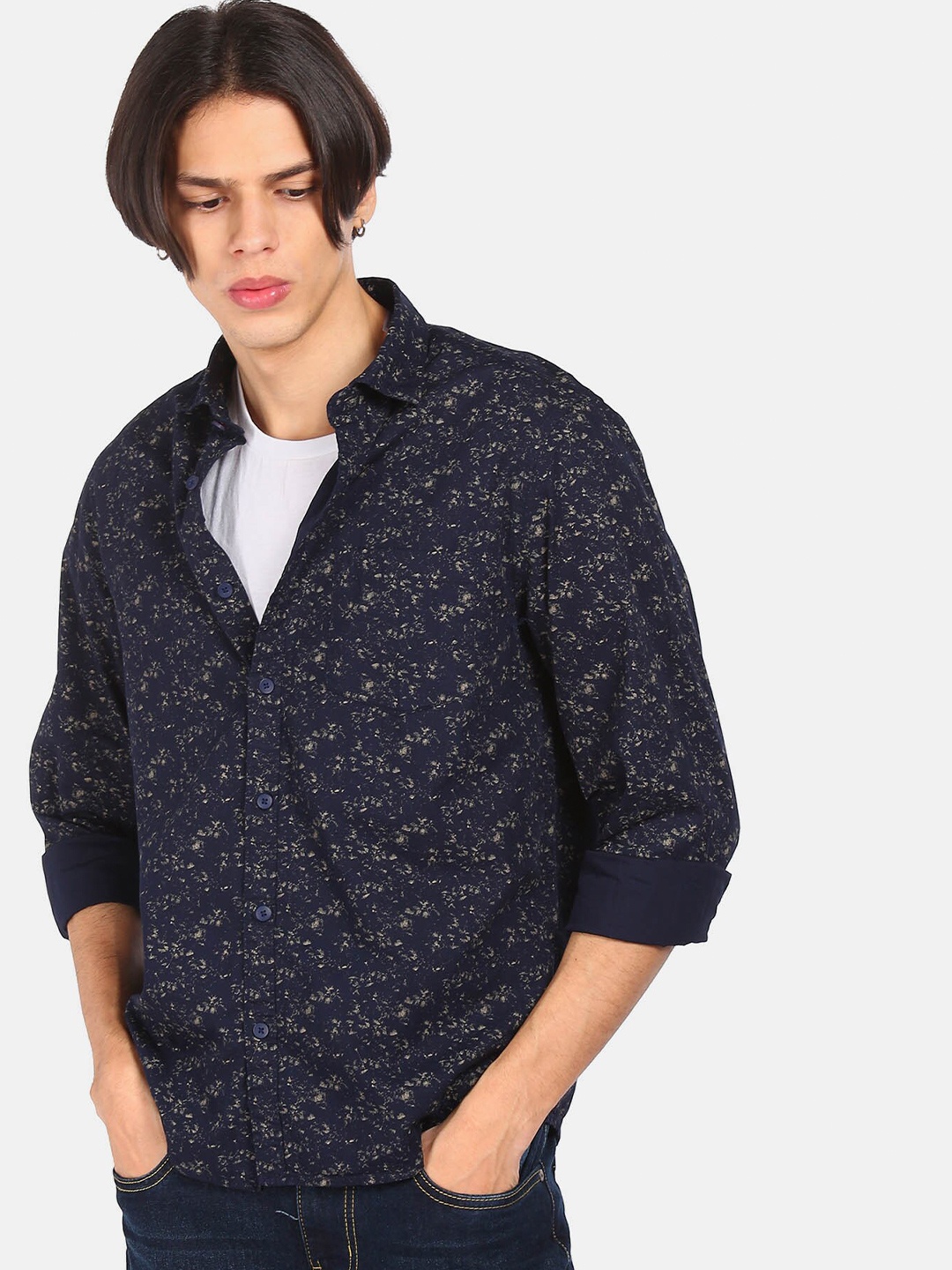 

Ruggers Men Blue Pure Cotton Floral Printed Casual Shirt, Navy blue