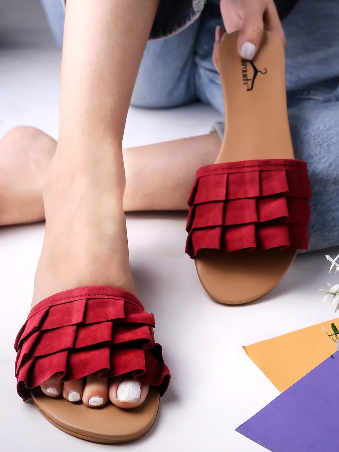 

Brauch Women Maroon Printed Open Toe Flats with Bows