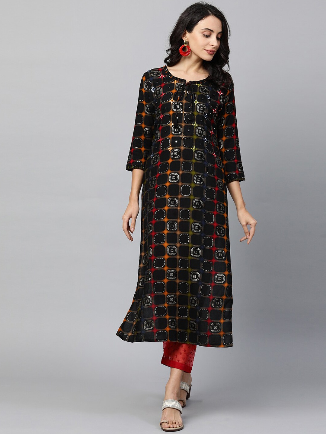 

FASHOR Women Black Embellished Flared Sleeves Kurta