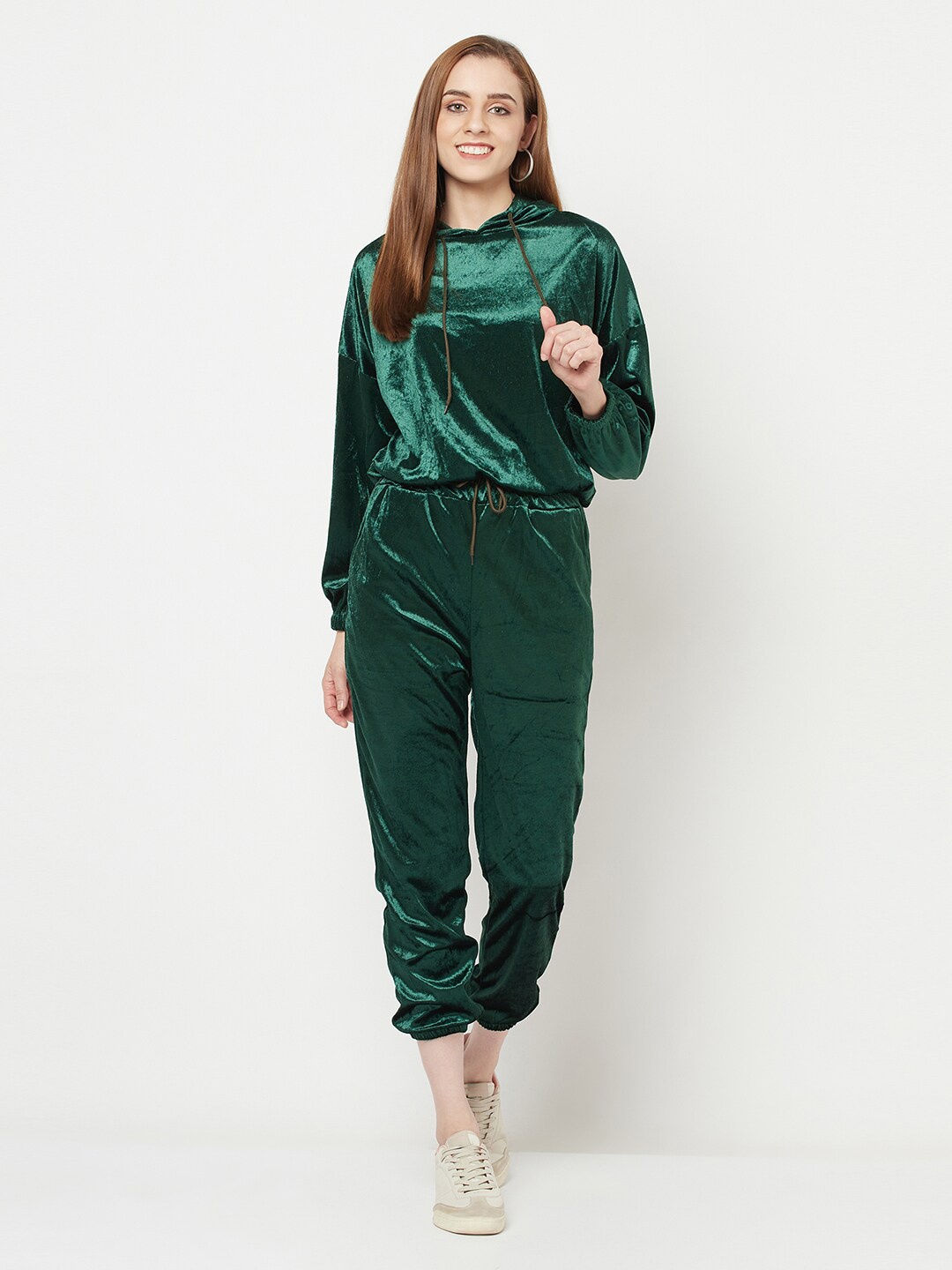 

iki chic Women Green Velvet Hoodie Sweatshirt And Joggers