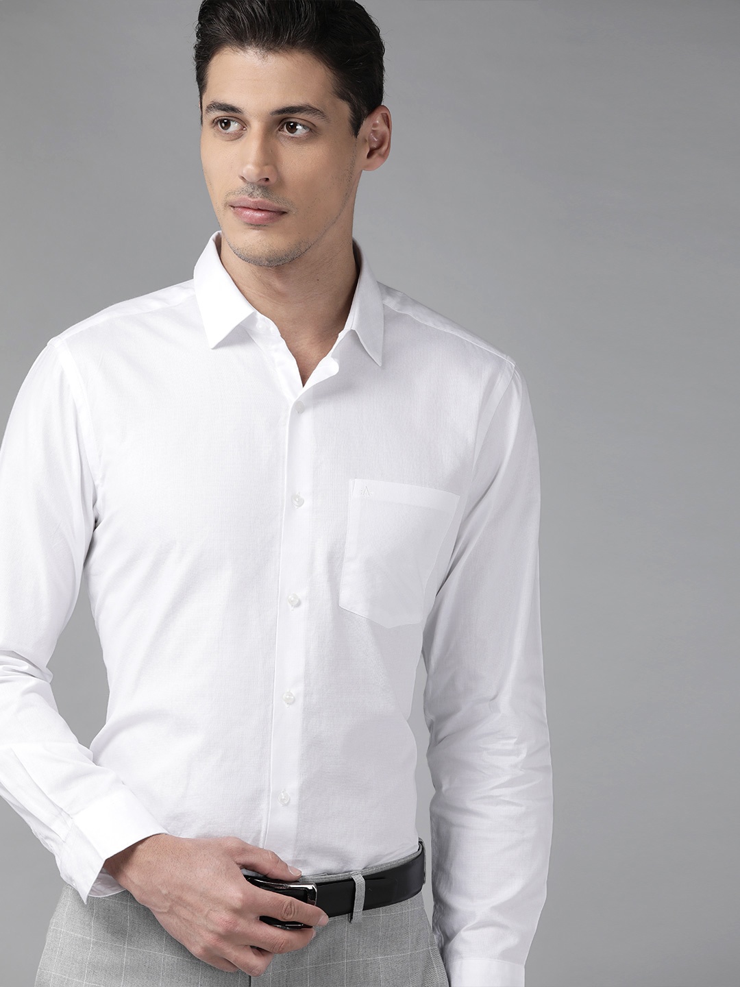 

Arrow Men White Pure Cotton Liberty Classic Formal Shirt