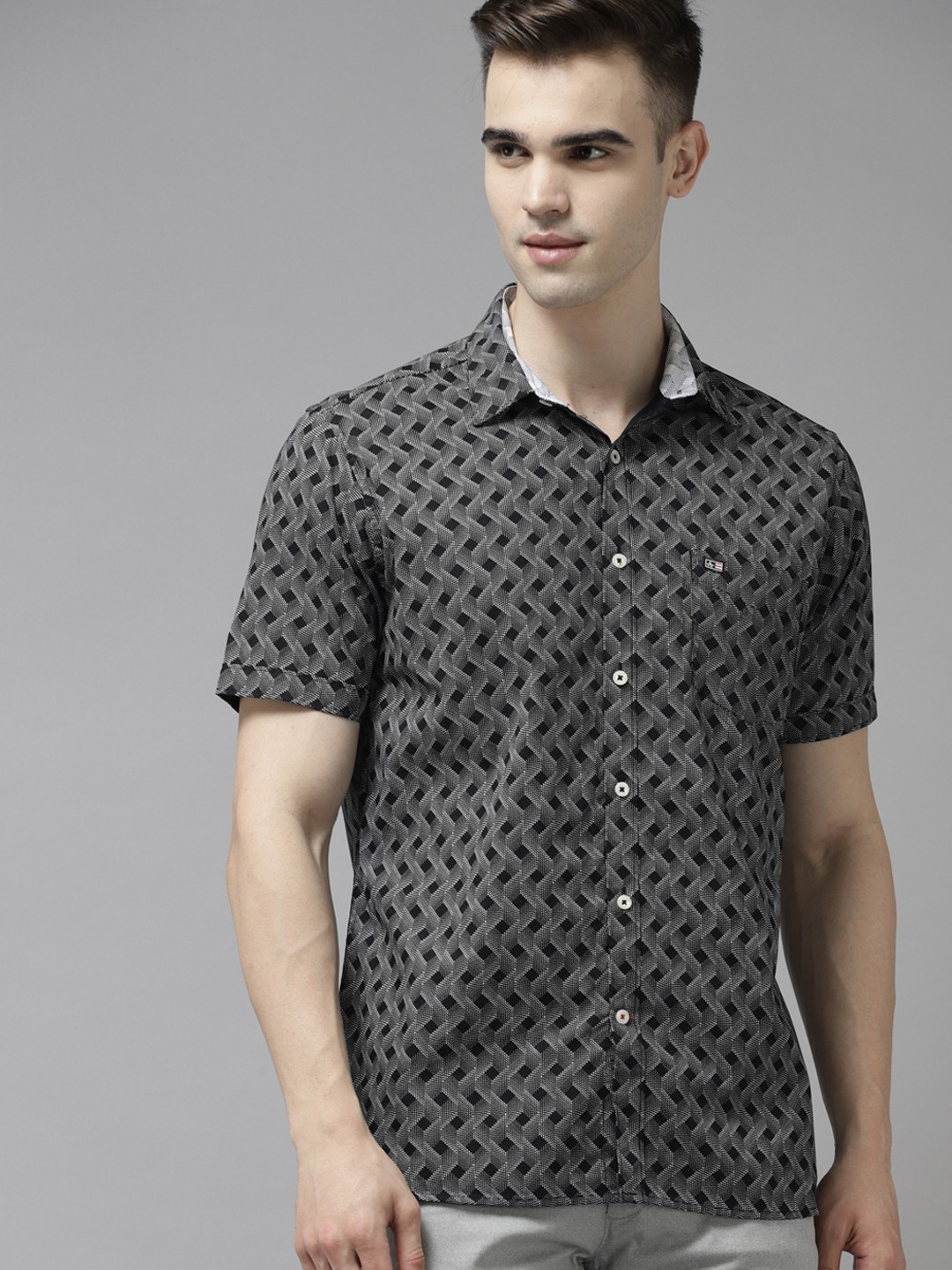 

Arrow Men Black & Grey Pure Cotton Printed Casual Shirt
