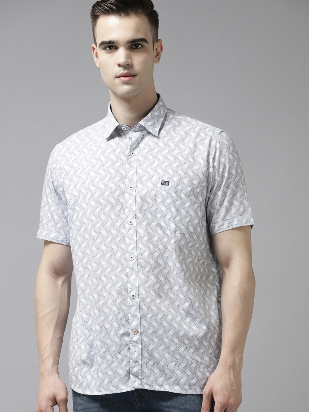 

Arrow Men White & Grey Pure Cotton Printed Slim Shirt