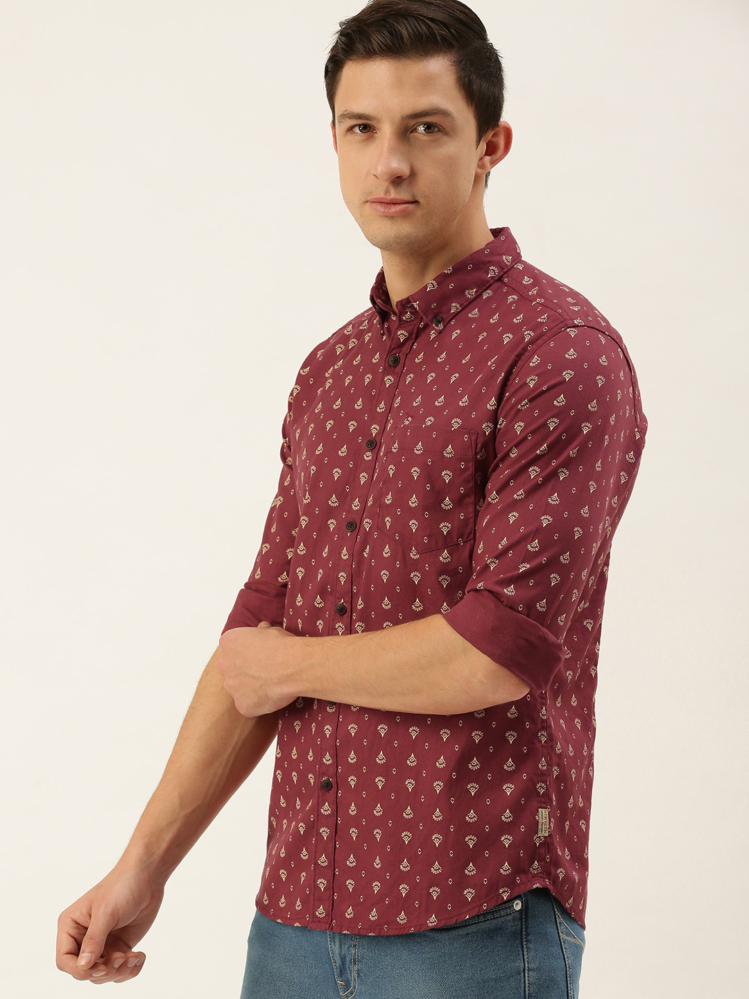 

Flying Machine Men Maroon Slim Fit Printed Casual Shirt